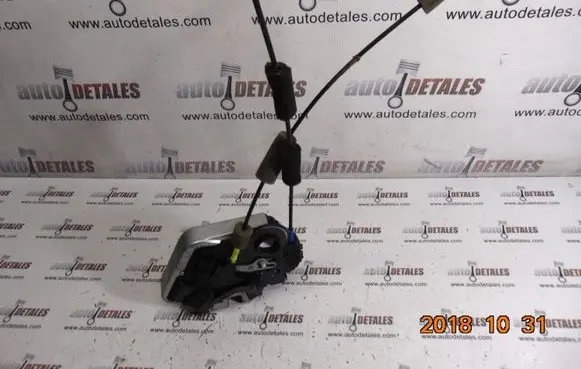 Lexus IS 220D-250-350 Rear door lock