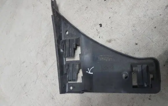 Volkswagen Sharan Front bumper mounting bracket 7M3807183A Q7RVA 6M2117E775B