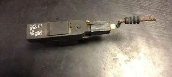 Fuel tank cap lock motor