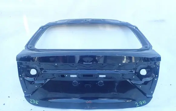 Toyota Avensis T270 Tailgate/trunk/boot lid