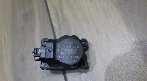 Opel Vectra C A/C air flow flap actuator/motor 09180203