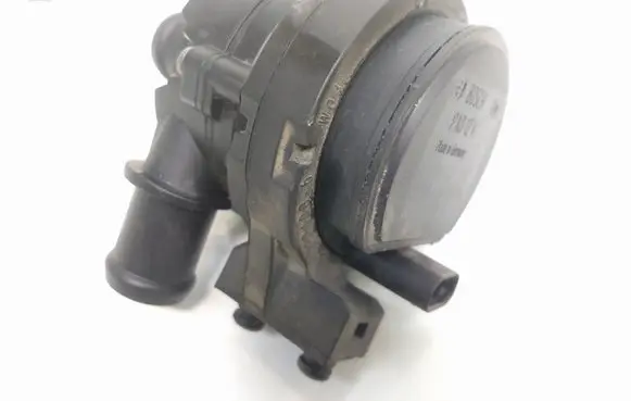Volkswagen Tiguan Water pump 5G0965567 0312349b