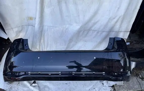 Toyota Avensis T270 Rear bumper t27
