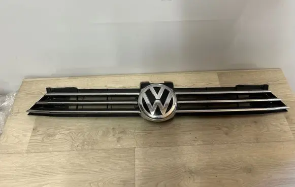 Volkswagen Golf Sportsvan Front bumper upper radiator grill 510853651
