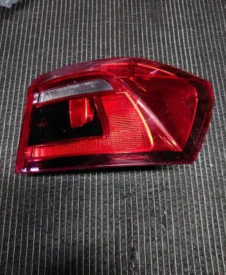 Volkswagen Golf VII Rear/tail lights 510945096J