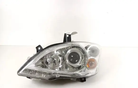 Mercedes-Benz Vito Viano W639 Headlight/headlamp