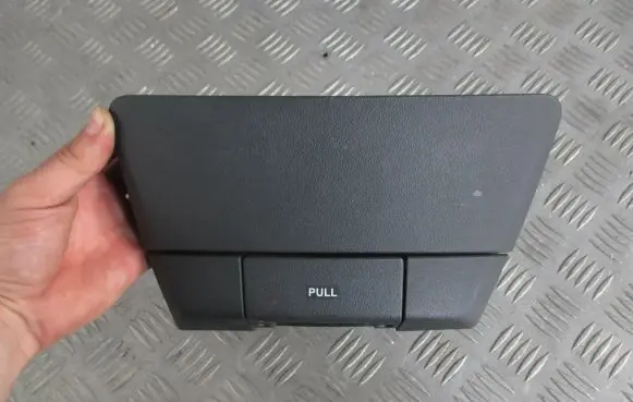 Hyundai i30 Central console drawer/shelf pad 847802L000