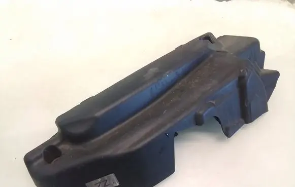BMW 5 E60 E61 Engine cover (trim) 14011810
