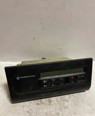 Volkswagen PASSAT B4 Climate control unit 96972498110 3A0907044A