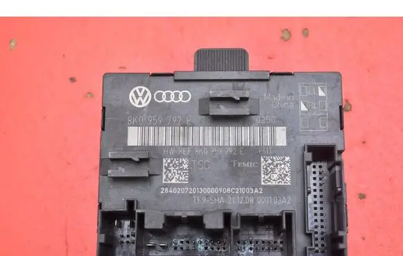 Audi A5 8T 8F Engine control unit/module ECU 8K0959792E