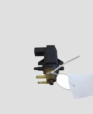 Volkswagen Golf V Turbo solenoid valve 1K0906627A