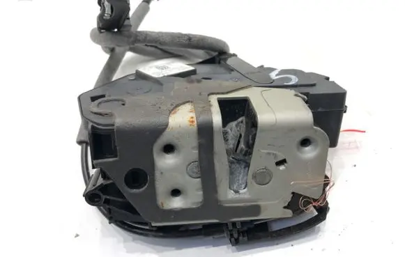 Ford Focus Front door lock BM5AA21813AF