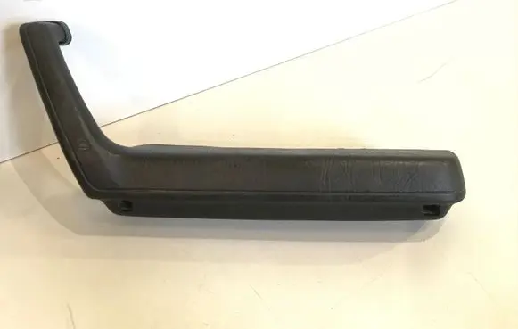 Audi Coupe Front door interior handle trim 811867172E 811867172