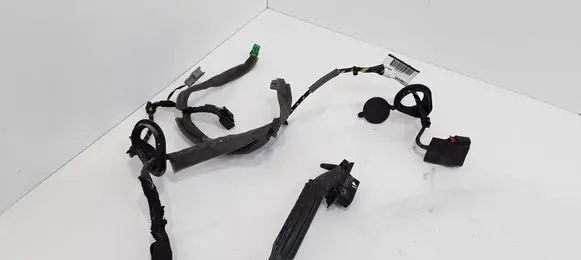 Volvo V50 Front door wiring loom 30745844