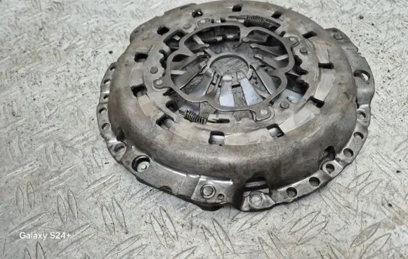 Pressure plate