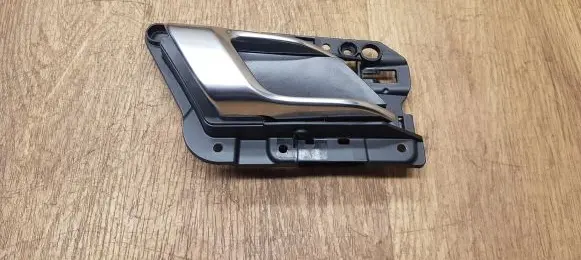 Porsche Macan (95B) Front door interior handle 95B837020