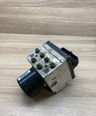 Volkswagen PASSAT B6 ABS Pump 3C0614095P