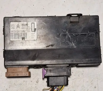 Peugeot 607 Seat control module 9650281980 058438 MSZ9BRPSA