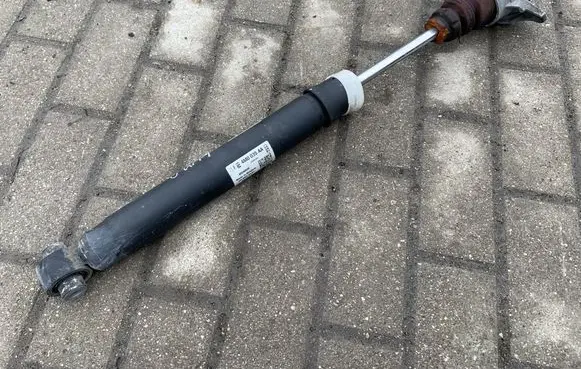 Audi Q7 4M Rear shock absorber/damper 4M0513035AA 4M0035AA