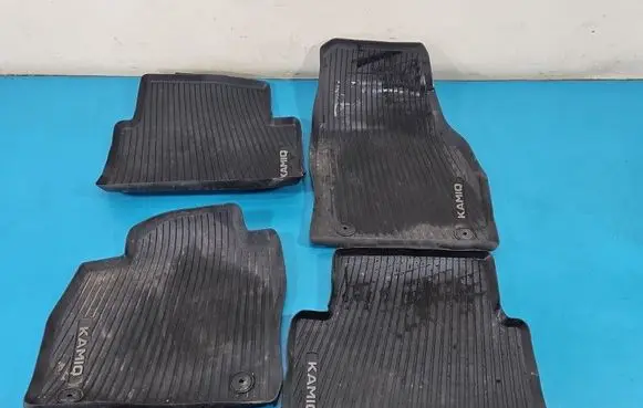 Skoda Kamiq Front floor mat 657061502F IMPRK1544913