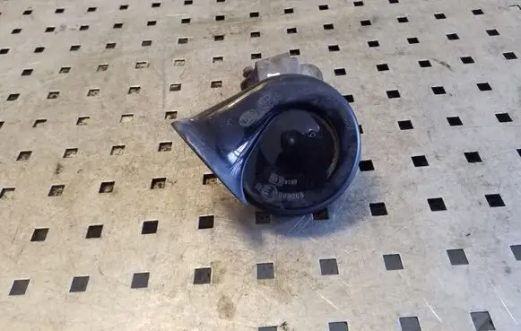 Volkswagen Eos Horn signal A28657625 E1000209