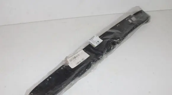 Opel Corsa E Front bumper lower grill 39003608