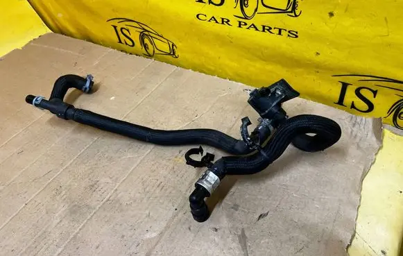Ford Bronco Engine coolant pipe/hose LU5A18469AB MB3G6B851BC
