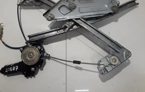 Mazda 323 Sliding door window regulator with motor