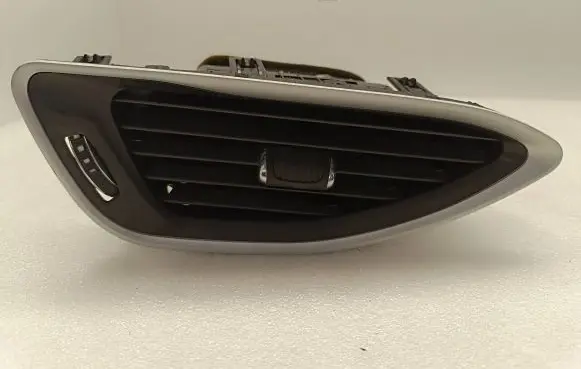 Chrysler Pacifica Cabin air duct channel 6EC021X9AC Y0004857 S000000503