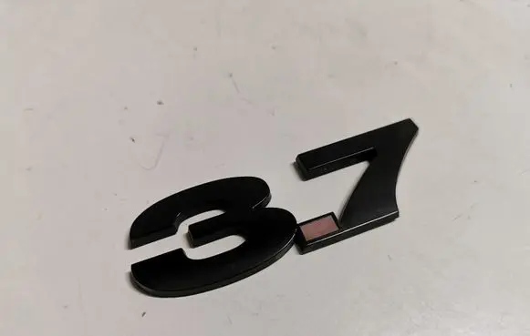 Ford Mustang V Manufacturer badge logo/emblem 