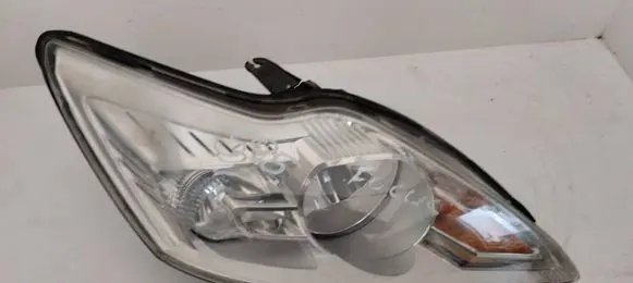 Ford Focus Headlight/headlamp 8M5113W029BF