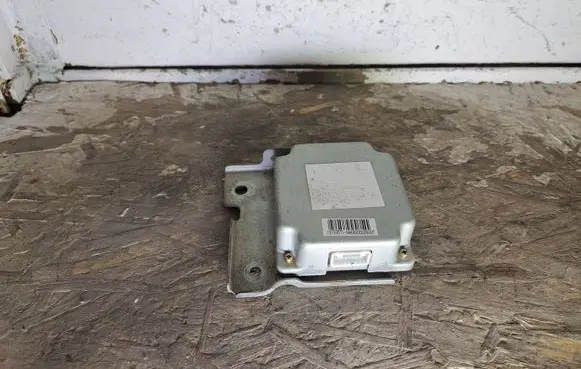 Nissan X-Trail T30 Torque split ecu control unit/module 41650EQ070 WA68000U06WWT 19159571