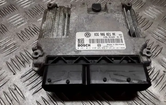 Volkswagen PASSAT B6 Engine control unit/module 03G906021NK 0281013440 1039S17241