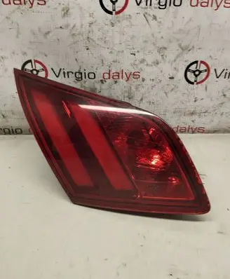 Tailgate rear/tail lights