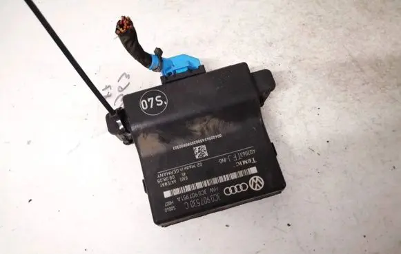 Volkswagen PASSAT B6 Door control unit/module 3c0907530c 3c0907951a