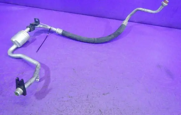Renault Clio II Air conditioning (A/C) pipe/hose 