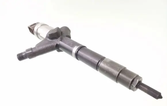 Nissan Primera Fuel injector 16600AU600 10C 01631