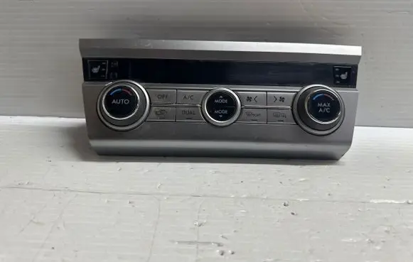 Subaru Legacy Climate control unit