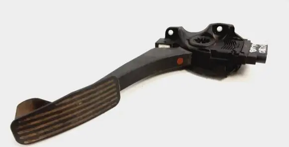 Volvo XC90 Accelerator throttle pedal 30715179