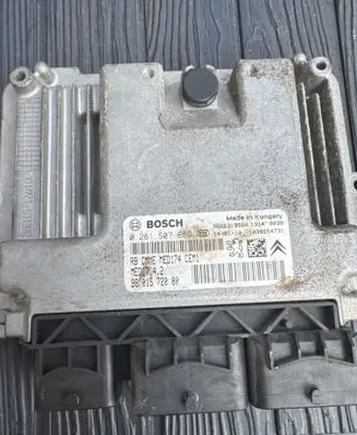 Peugeot 208 I Engine control unit/module 0261S07689 9666218580 9801572080