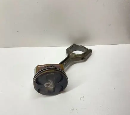 BMW X3 F25 Piston with connecting rod