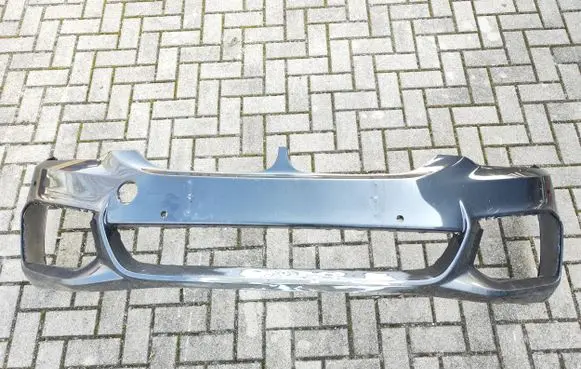 BMW 5 G30 G31 Front bumper 8064928
