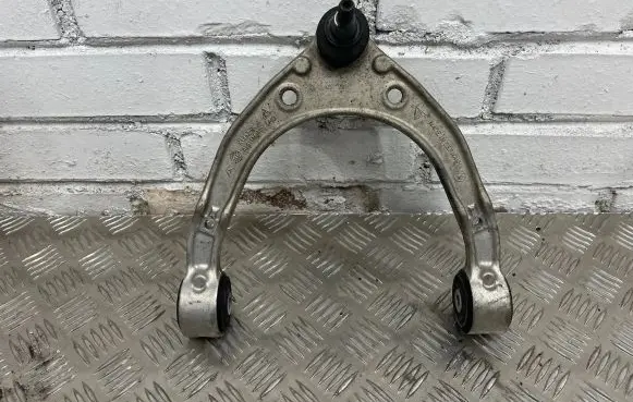Audi Q7 4L Front upper control arm/wishbone 7L0407021