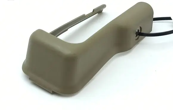 Jaguar XJ X308 Front passenger seat rail trim GNC4701AA