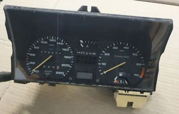 Volkswagen Golf II Speedometer (instrument cluster) 191919033LS