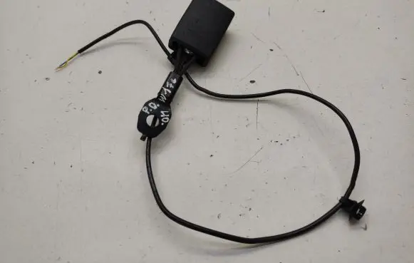 Mercedes-Benz A W176 Front seatbelt buckle A2648600269