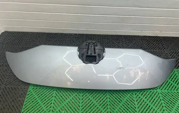 Volkswagen ID. Buzz Front grill 1T3823031A