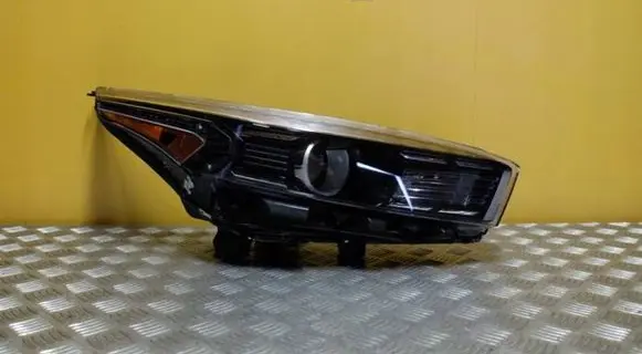 KIA Forte Headlight/headlamp M7921-64420 1675