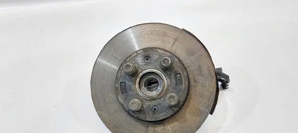 Hyundai i20 (GB IB) Front wheel hub spindle knuckle