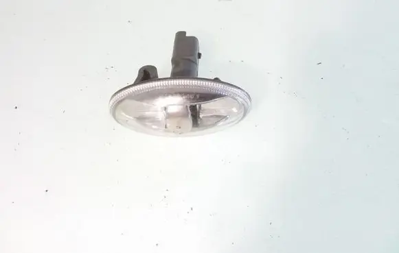 Citroen Xsara Front fender indicator light 9680057480